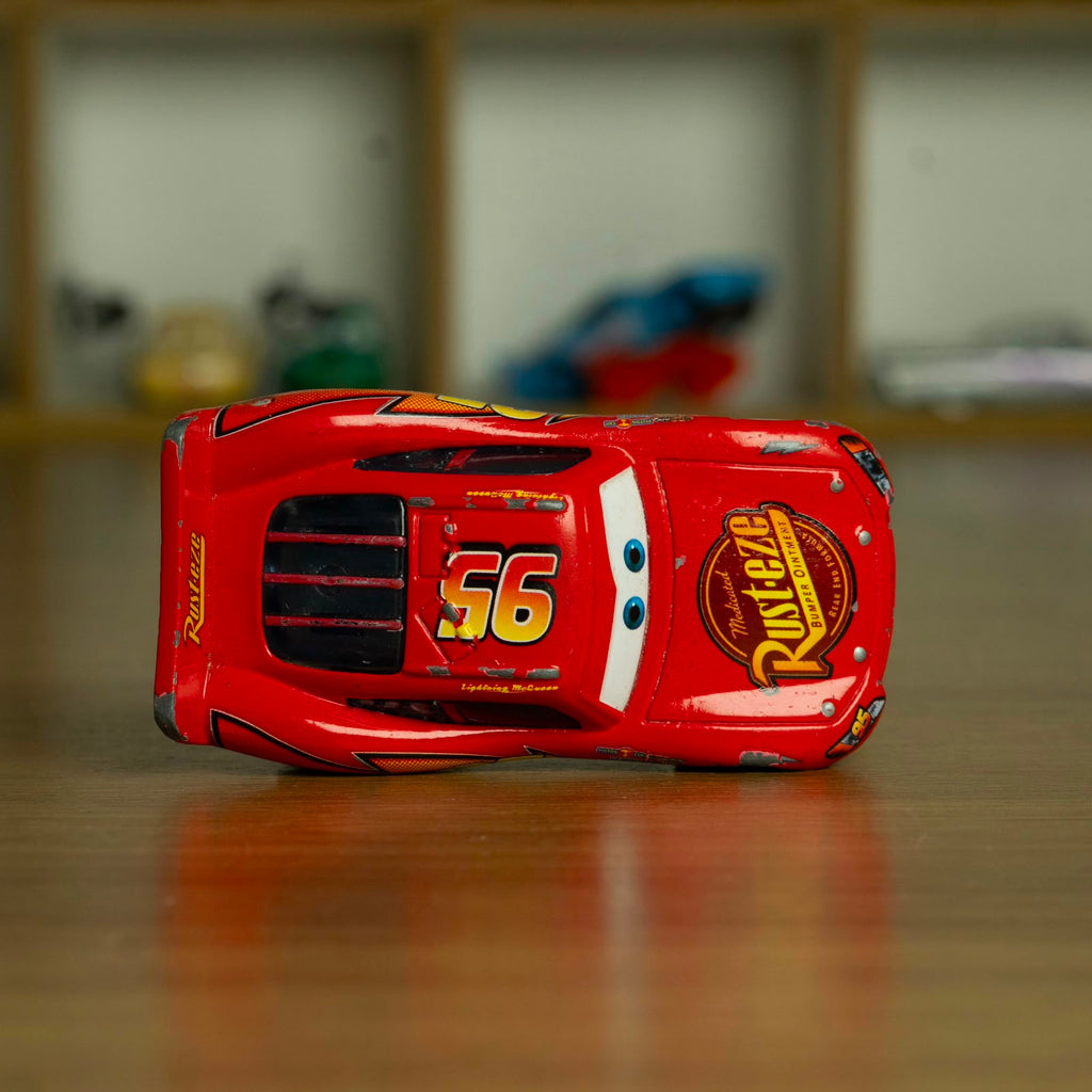 Lightning Mcqueen Faixas Brancas (Loose) Cars Disney Pixar - Mattel Miniatura Carros