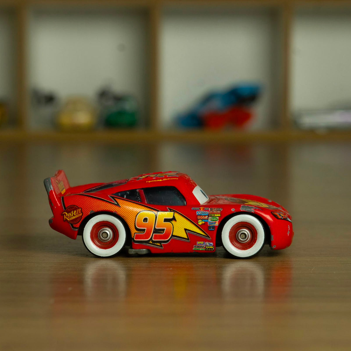 Lightning Mcqueen Faixas Brancas (Loose) Cars Disney Pixar - Mattel Miniatura Carros