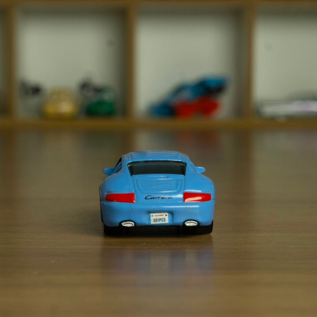 Sally (Loose) Cars Disney Pixar - Mattel Miniatura Carros