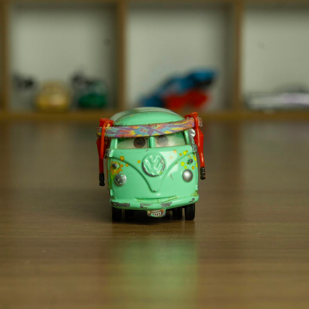 Filmore Pit Crew (Loose) Cars Disney Pixar - Mattel Miniatura Carros