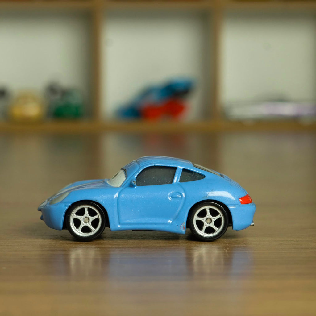 Sally (Loose) Cars Disney Pixar - Mattel Miniatura Carros