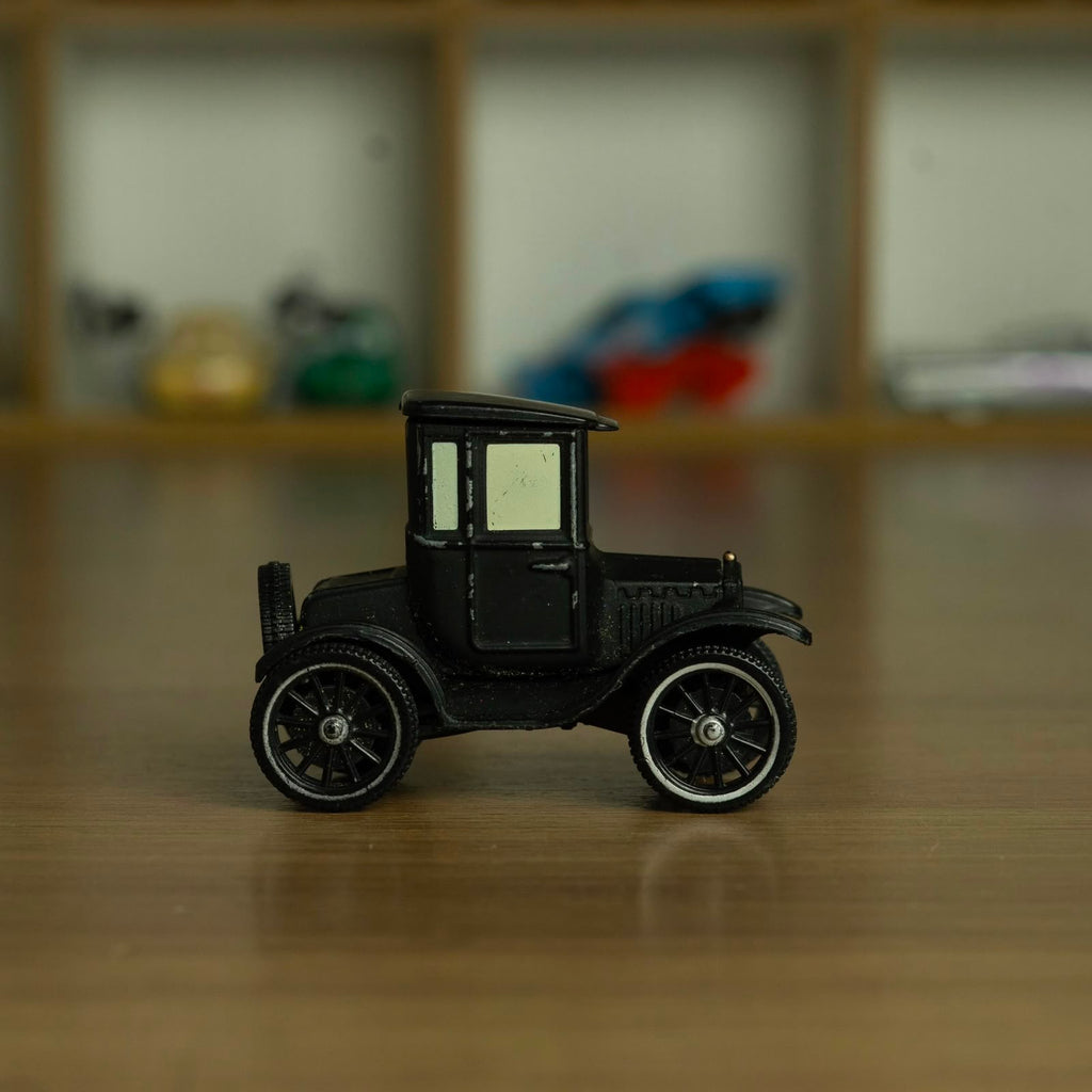 Lizzie (Loose) Cars Disney Pixar - Mattel Miniatura Carros