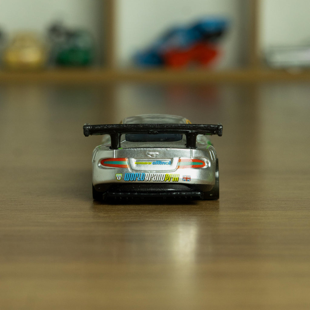 Nigel silver Edition (Loose) Cars Disney Pixar - Mattel Miniatura Carros