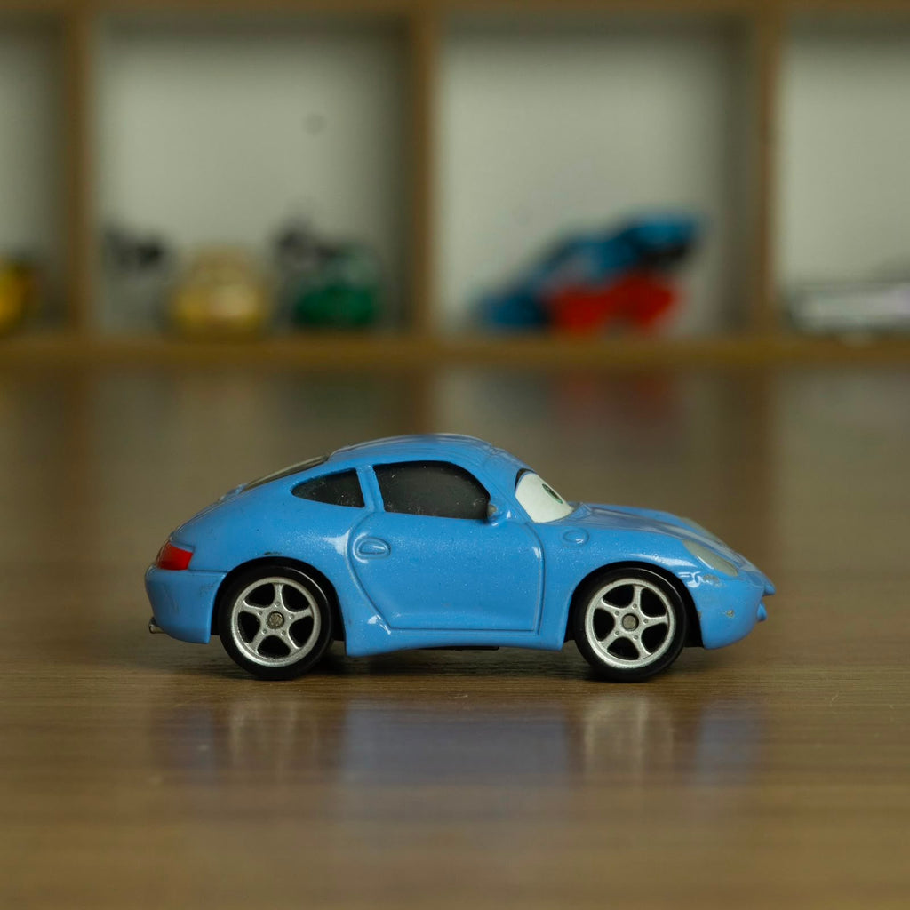Sally (Loose) Cars Disney Pixar - Mattel Miniatura Carros