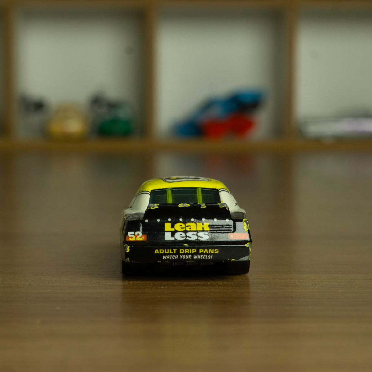 Claude Scruggs (Loose) Cars Disney Pixar - Mattel Miniatura Carros