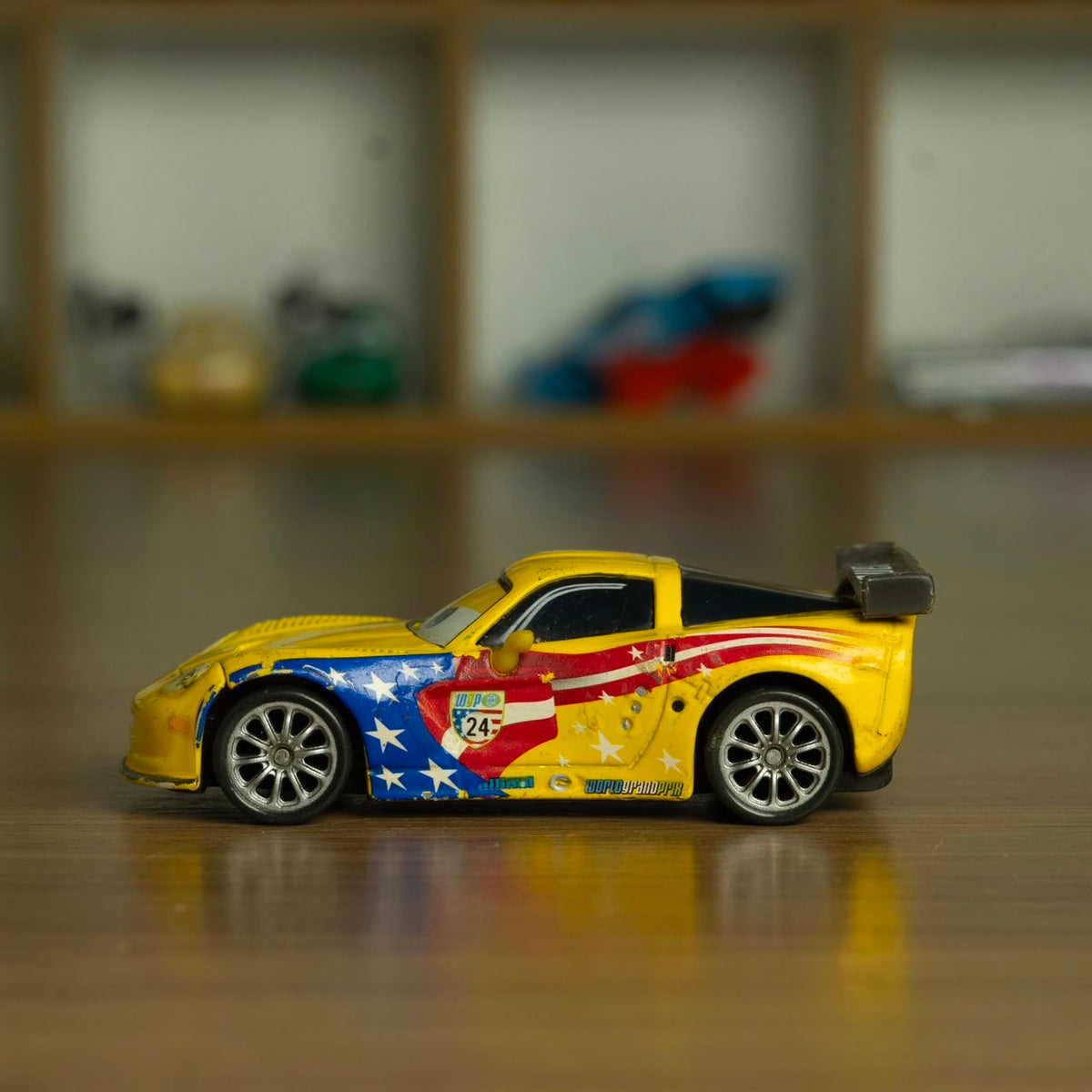 Jeff Corvette (Loose) Cars Disney Pixar - Mattel Miniatura Carros