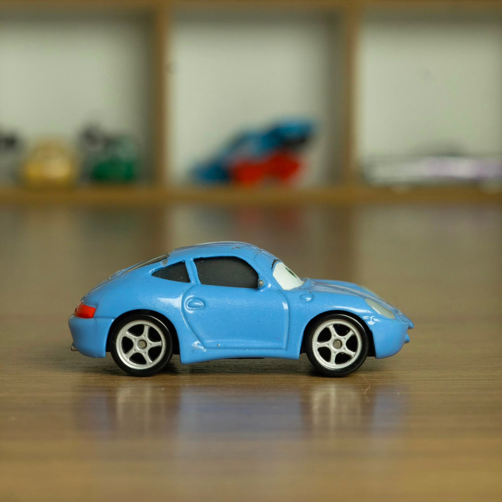 Sally (Loose) Cars Disney Pixar - Mattel Miniatura Carros