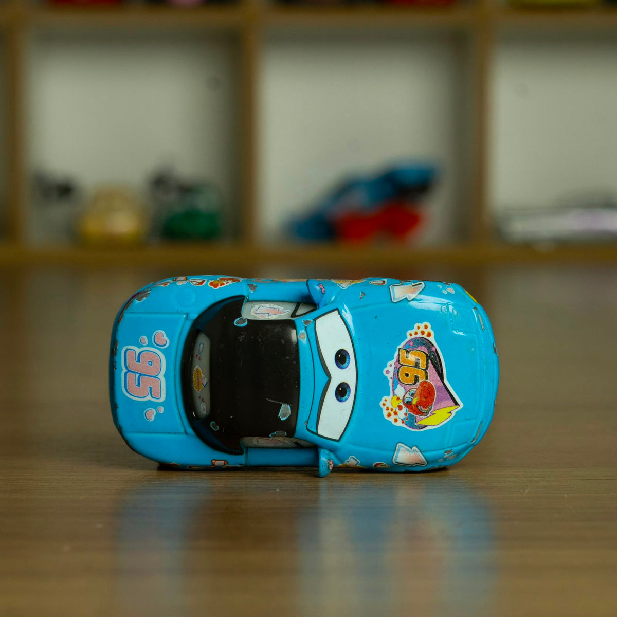Mia e Tia Torcedoras Dinoco (Loose) Cars Disney Pixar - Mattel Miniatura Carros