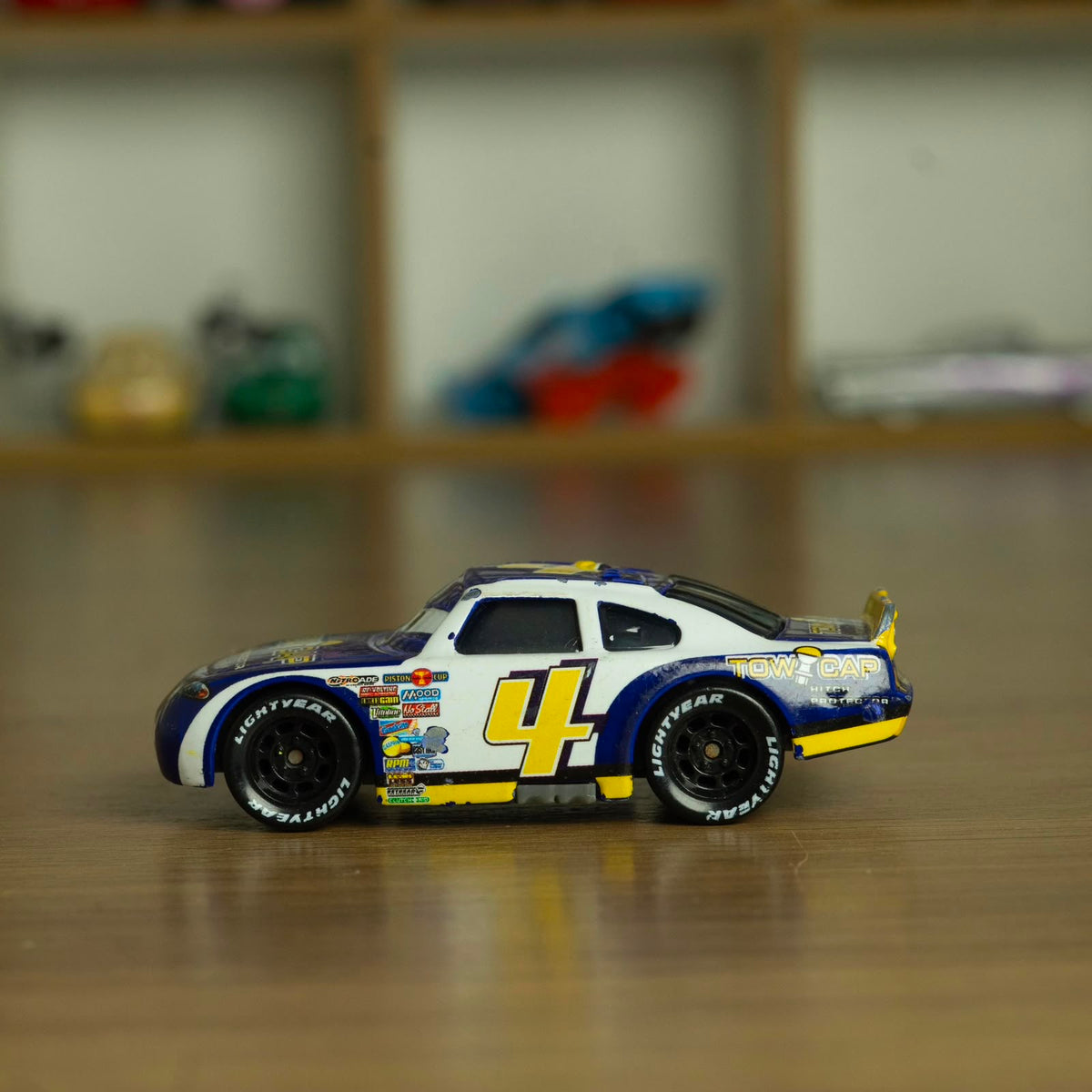 Tow Cap (Loose) Cars Disney Pixar - Mattel Miniatura Carros