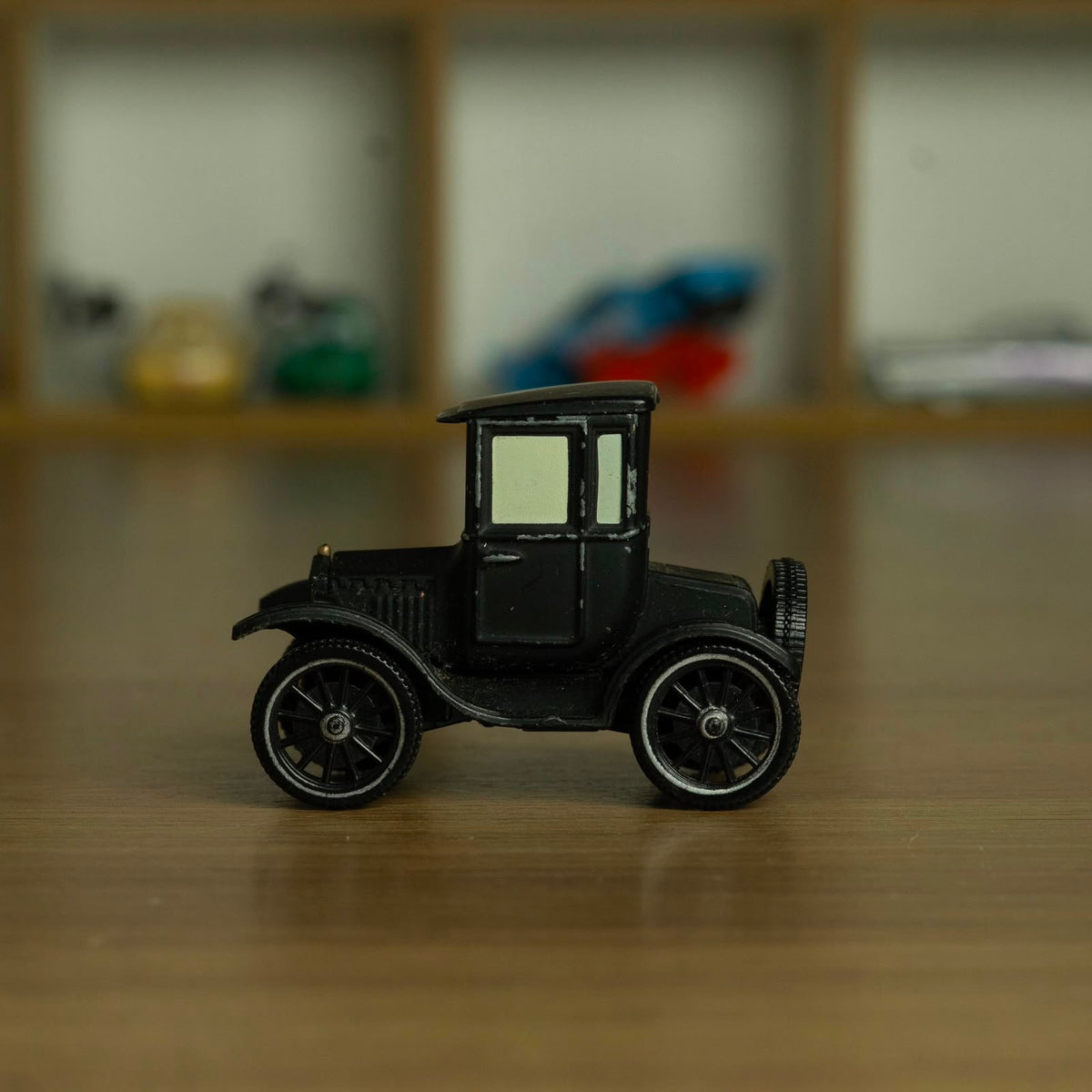 Lizzie (Loose) Cars Disney Pixar - Mattel Miniatura Carros