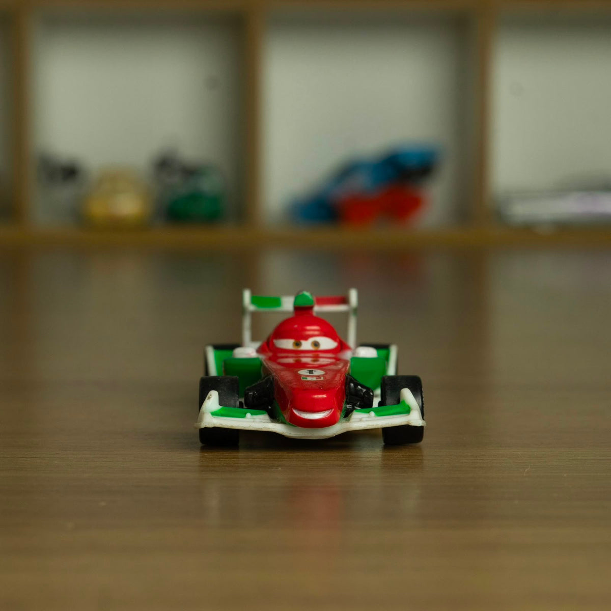 Francesco Bernoulli (Loose) Cars Disney Pixar - Mattel Miniatura Carros