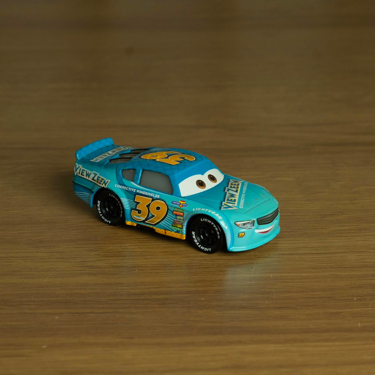 Buck Bearingly Veterano (Loose) Cars Disney Pixar - Mattel Miniatura Carros