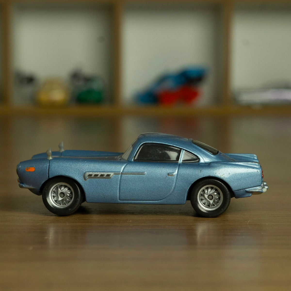 Finn Mcmissile (Loose) Cars Disney Pixar - Mattel Miniatura Carros