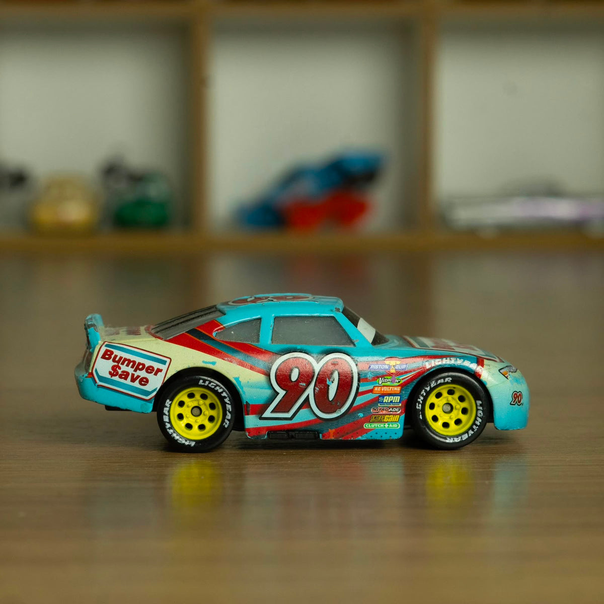 Ponchy Wipeout Veterano (Loose) Cars Disney pixar - Mattel Miniatura Carros