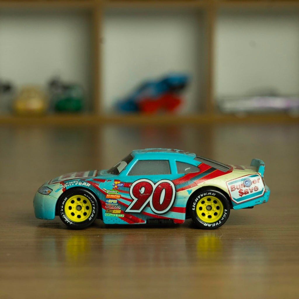 Ponchy Wipeout Veterano (Loose) Cars Disney pixar - Mattel Miniatura Carros
