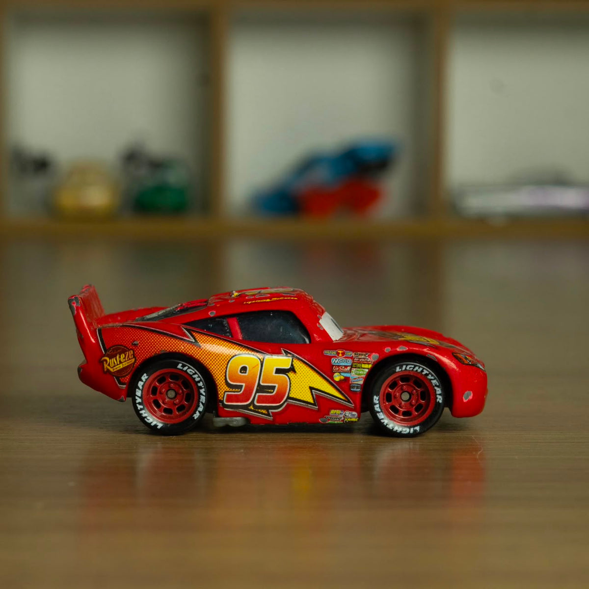 Lighting McQuenn Bug Mouth (Loose) Cars Disney Pixar - Mattel Miniatura Carros